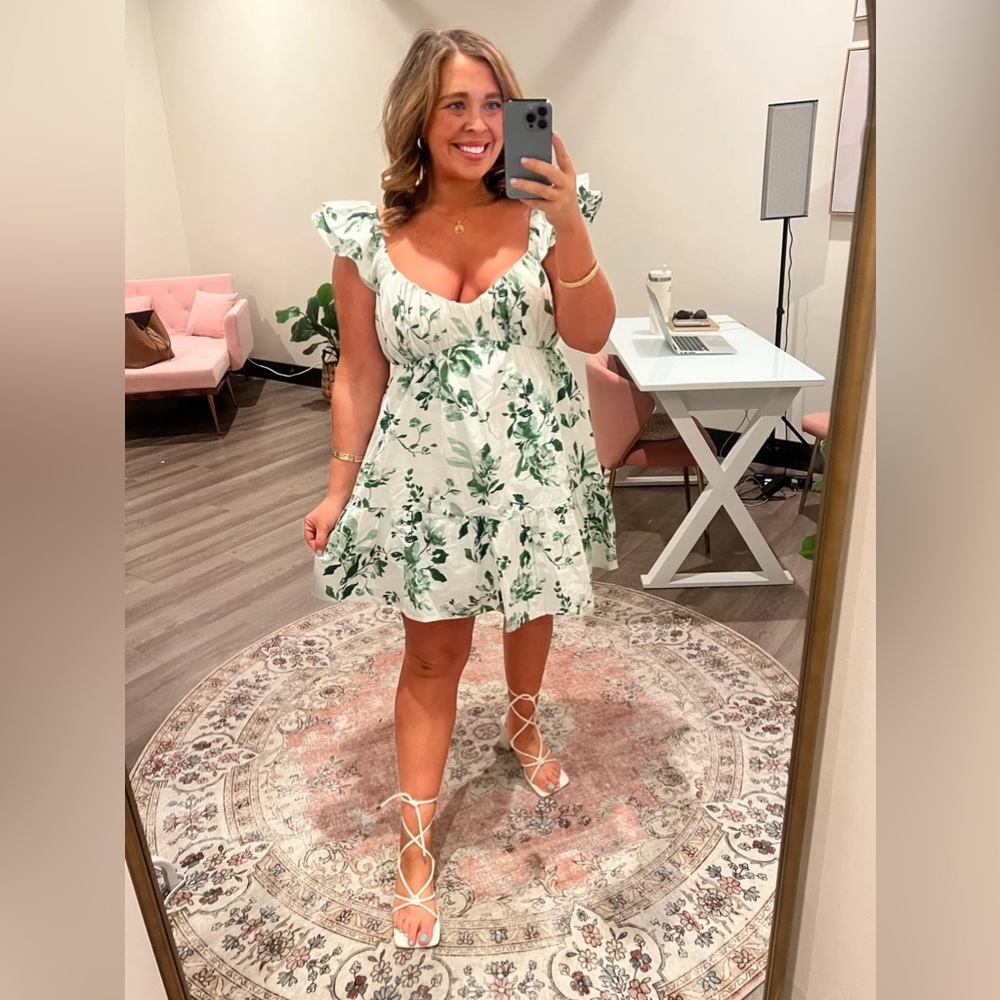 NWT ABERCROMBIE & FITCH ruche sleeve flutter mini dress